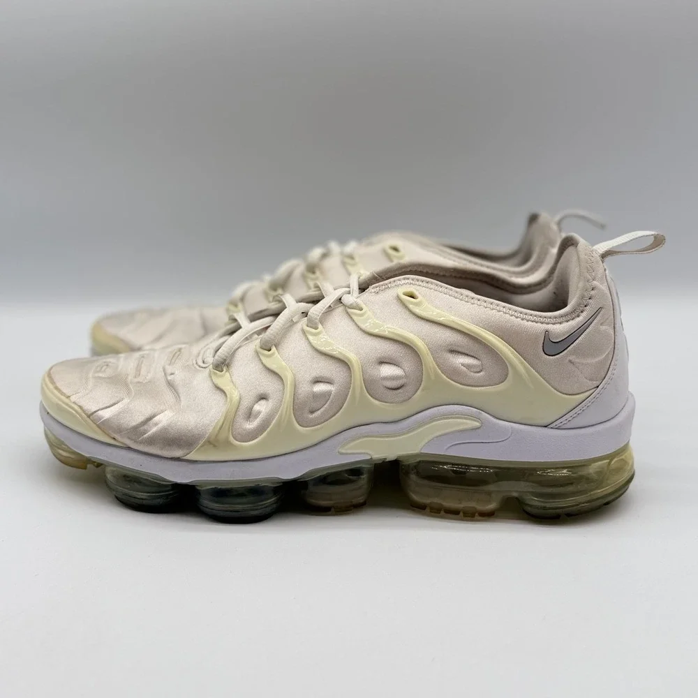 Nike Air VaporMax Plus White Pure Platinum Mens 10 Sneaker 924453-100